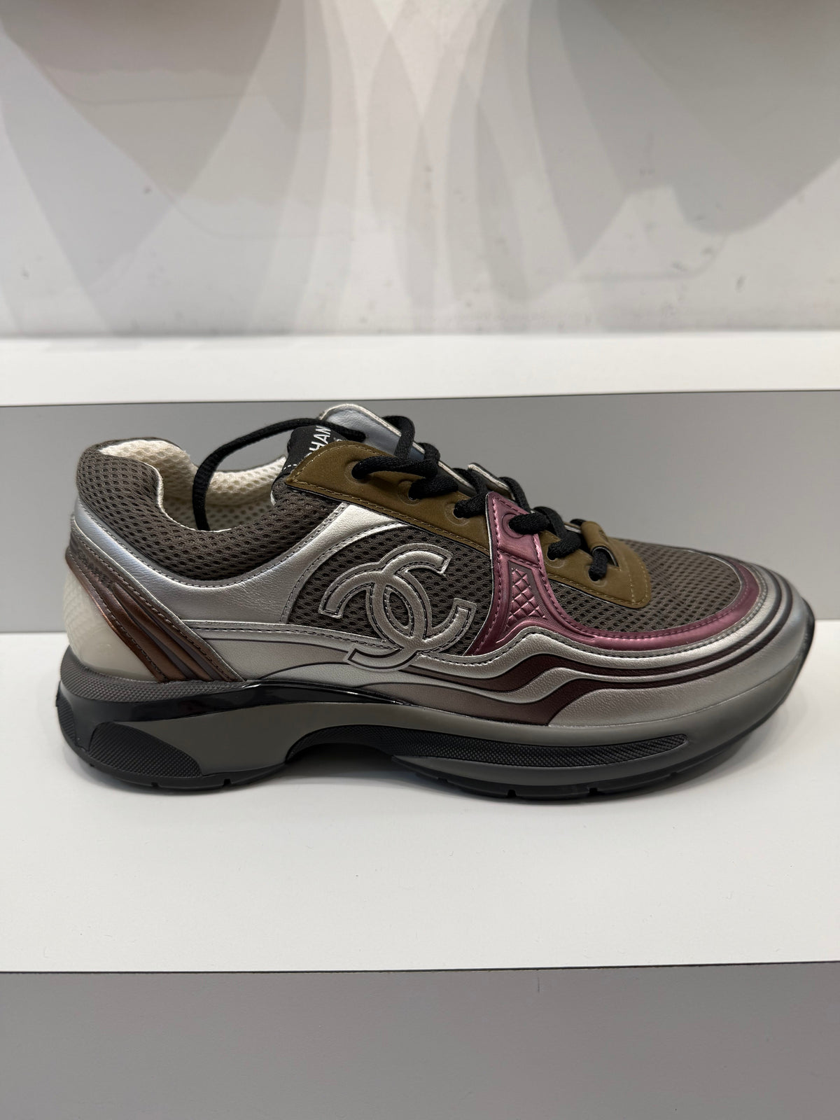 Sneakers Chanel new model
