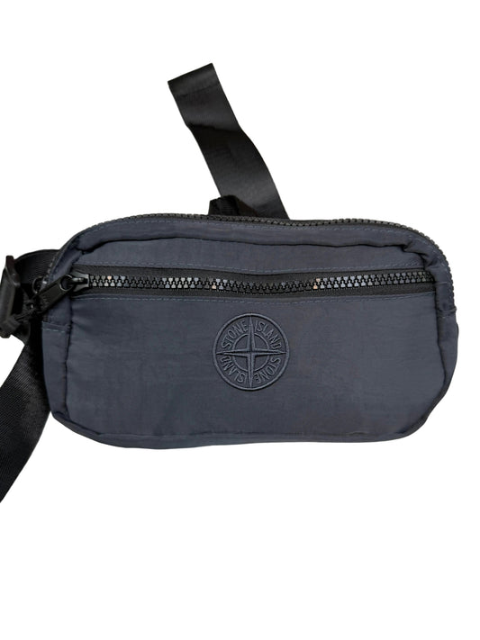 Sacoche banane stone island
