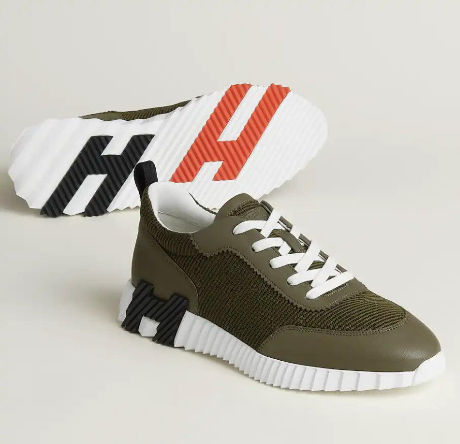 Snearkes hermes boucing
