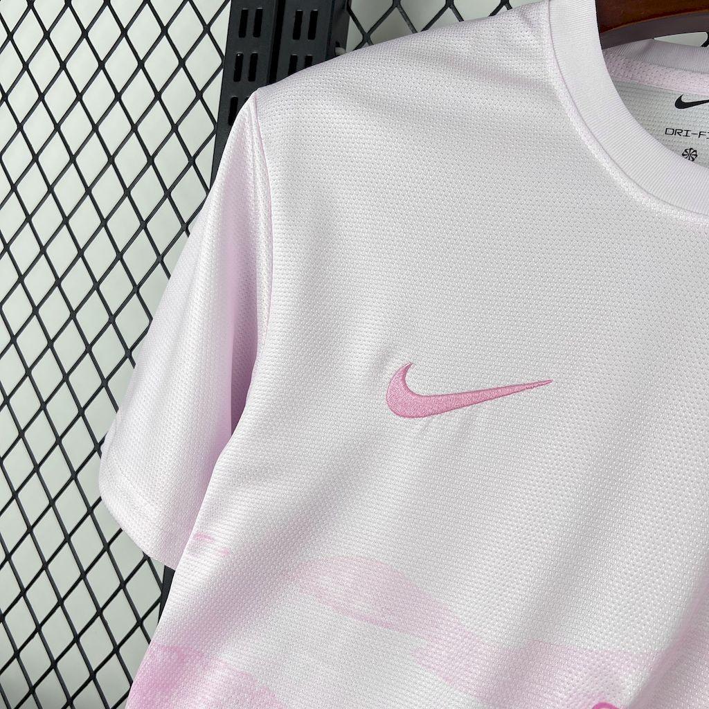 Maillot concept Brésil 2025-26 rose et blanc