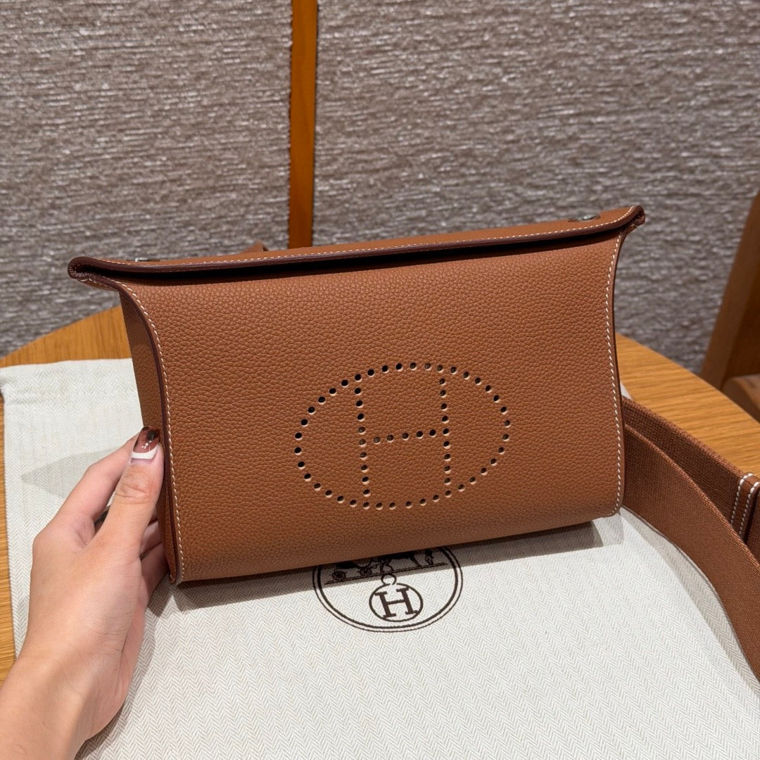 Sacoche hermes vide poches marron