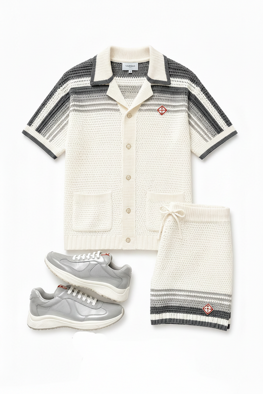 Ensemble Casa x Prada gris