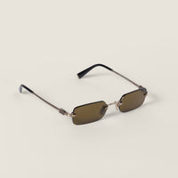 Lunettes de soleil de la collection Miu Miu Eyewear